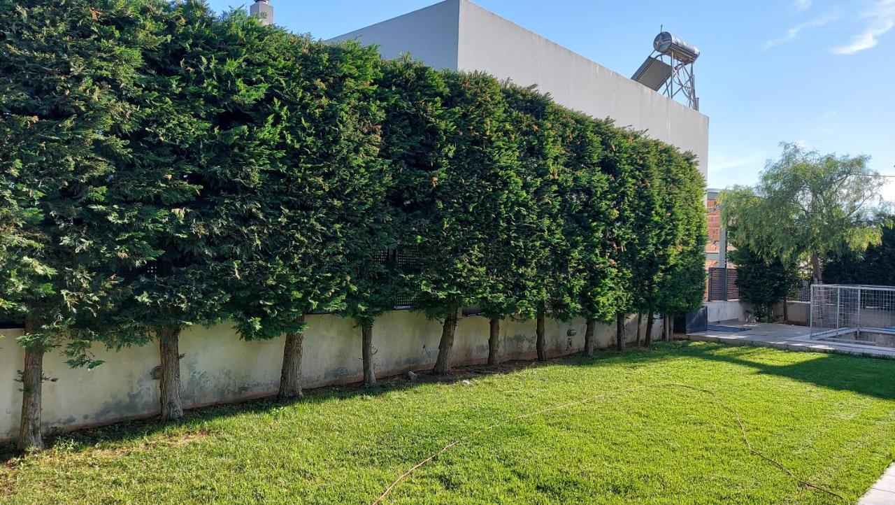 Villa Verde Loútsa Exterior foto