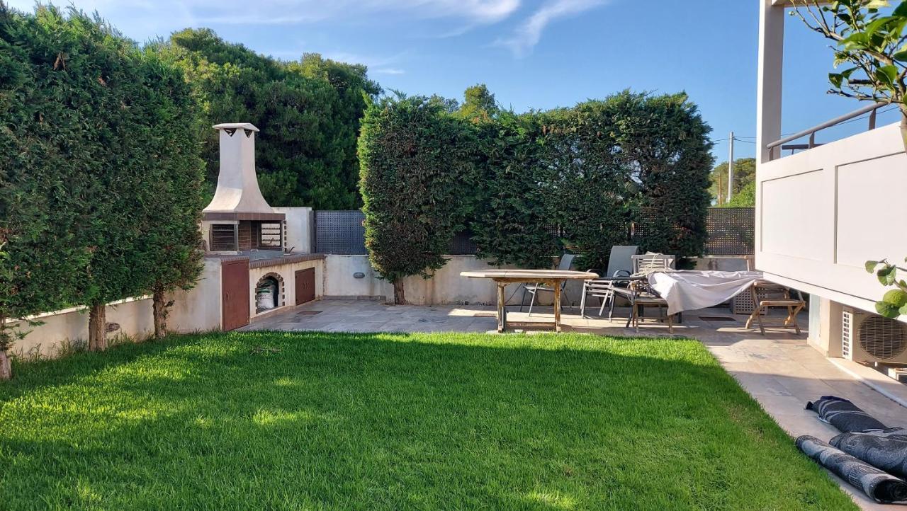 Villa Verde Loútsa Exterior foto