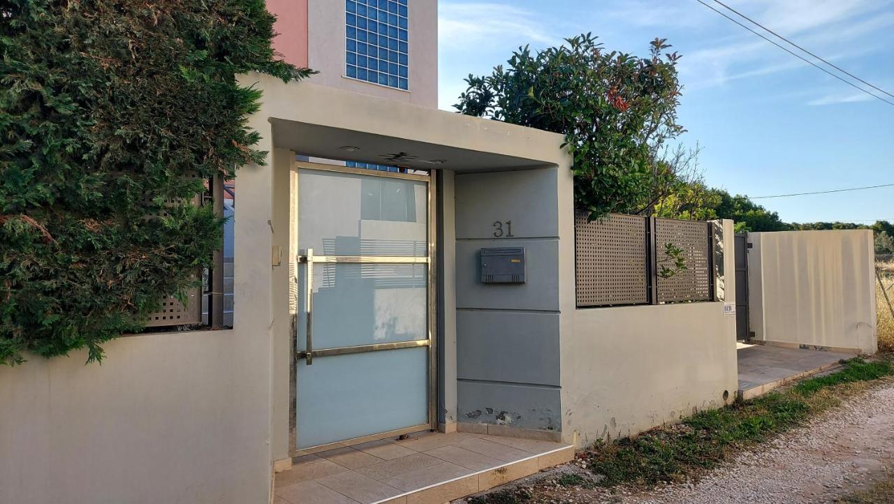 Villa Verde Loútsa Exterior foto